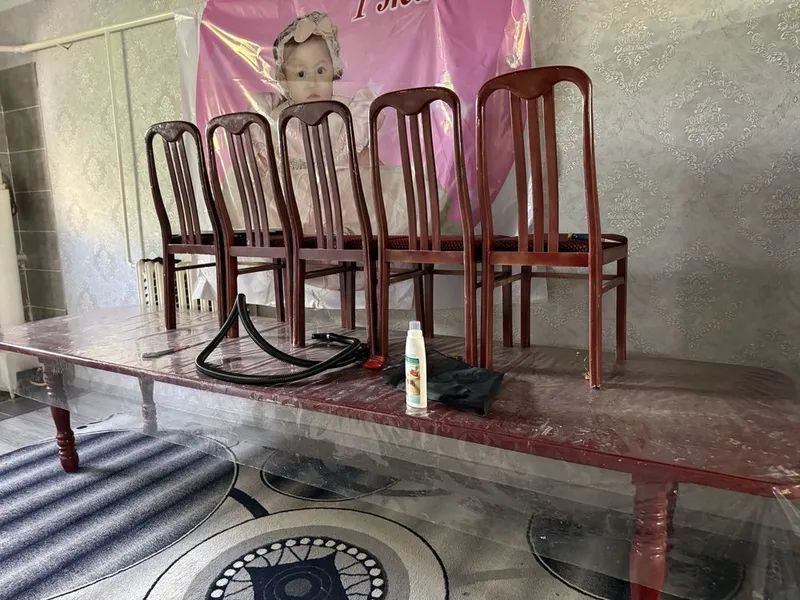 Стол и стульчики — фото 1