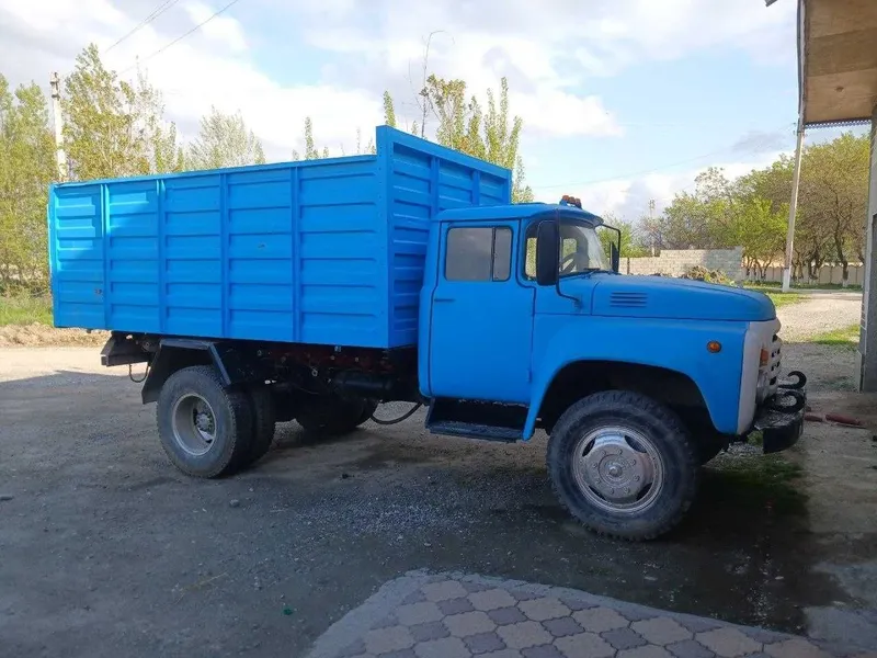 ZIL 130 sotiladi, texnik ahvoli juda yaxshi.