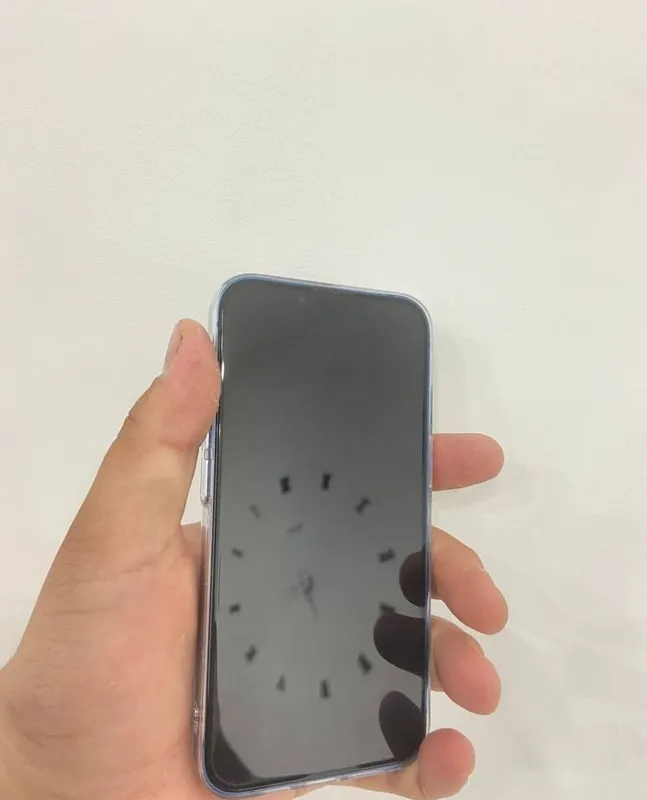 iPhone 13, идеальное состояние, 128 ГБ, аккумулятор 95%, есть коробка 2 iPhone 13, идеальное состояние, 128 ГБ, аккумулятор 95%, есть коробка 2