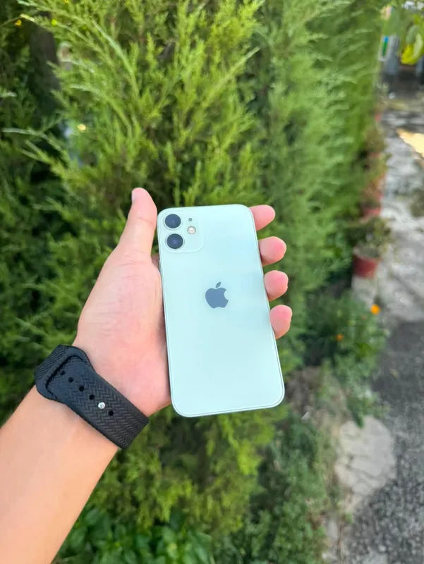 iPhone 12 mini, 128 ГБ, ёмкость 72% 2 iPhone 12 mini, 128 ГБ, ёмкость 72% 2