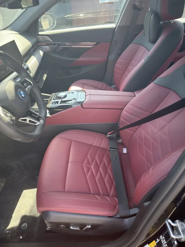 BMW i5 40L M-Sport 2025 yil full dop opsiya — фото 5