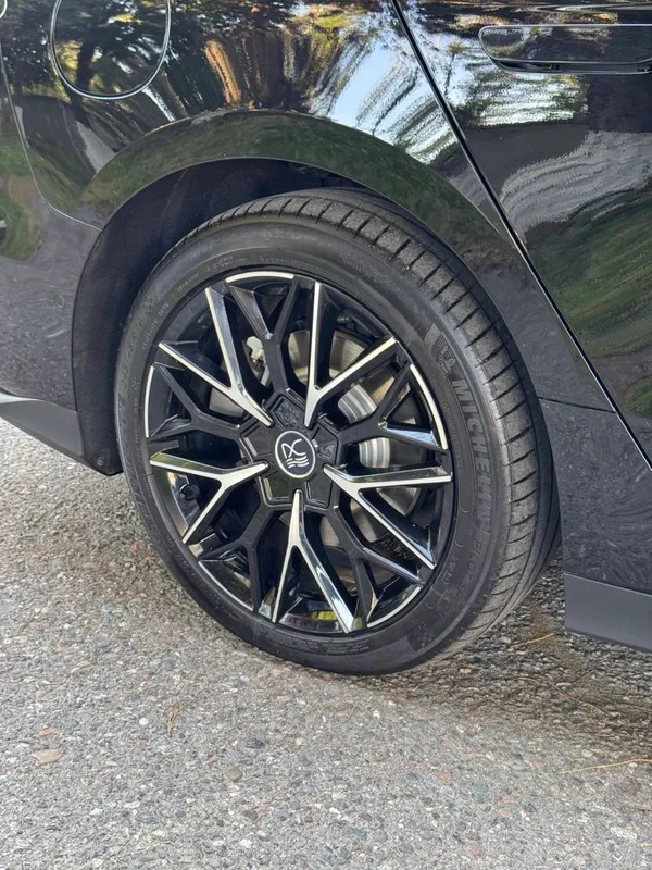 BYD xan 3.9 li dual motor 2023 yil tozza 35 ming yurgan — фото 6