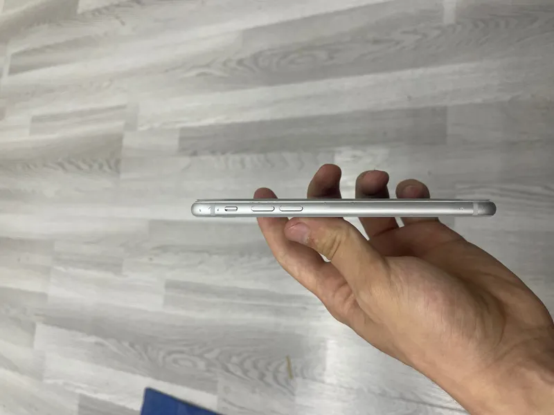 iPhone 8 64GB kelishamz — фото 1