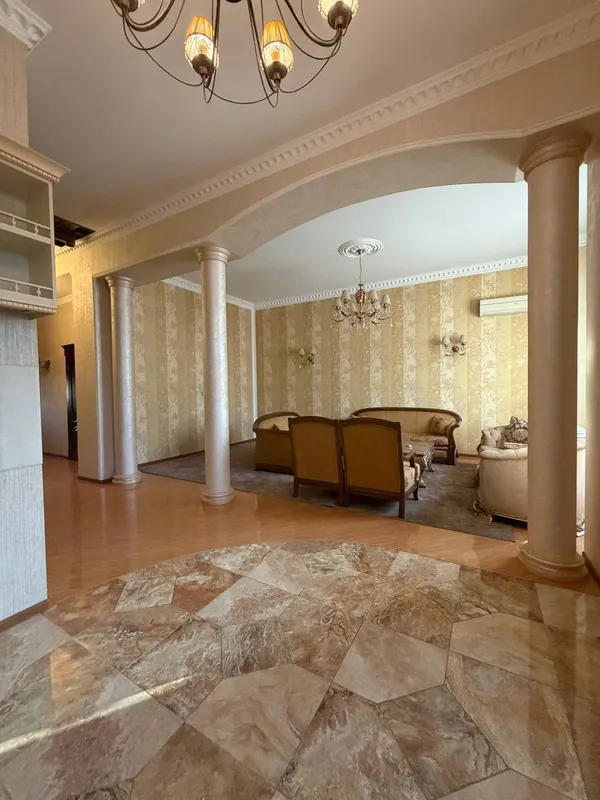 380 m² uy sotiladi, Mirzo Ulug‘bek tumani · ID 7083 2