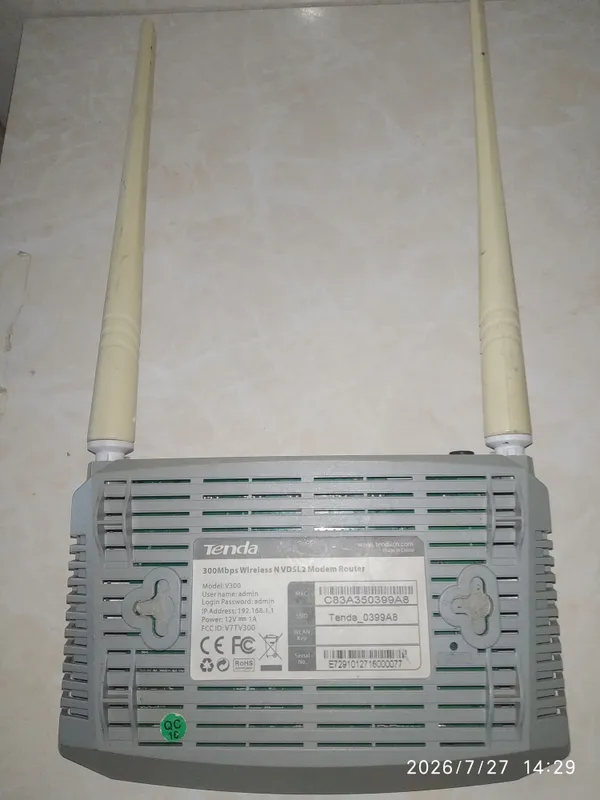 Tenda model V300 USB модем Wi‑Fi роутер 3