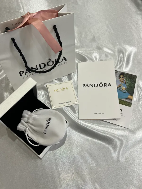 Серьги Pandora 4