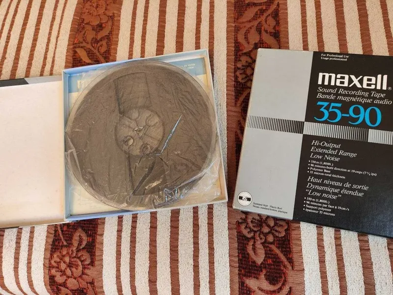 Магнитная лента Maxell UD 35-90 2 Магнитная лента Maxell UD 35-90 2