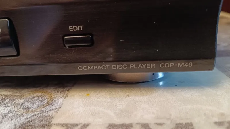 Sony CDP -M46 проигрыватель — фото 2