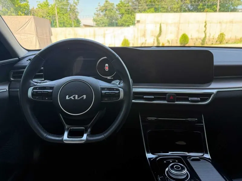 Kia K5 2.0T // в идеальном состоянии 22.000km — фото 4