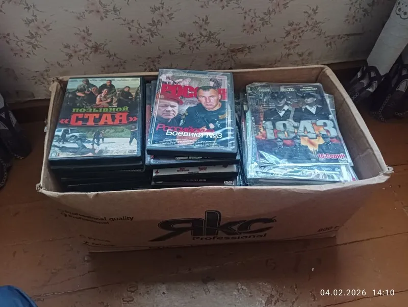 Продаю 106 дисков с разными фильмыми для DVD б/у