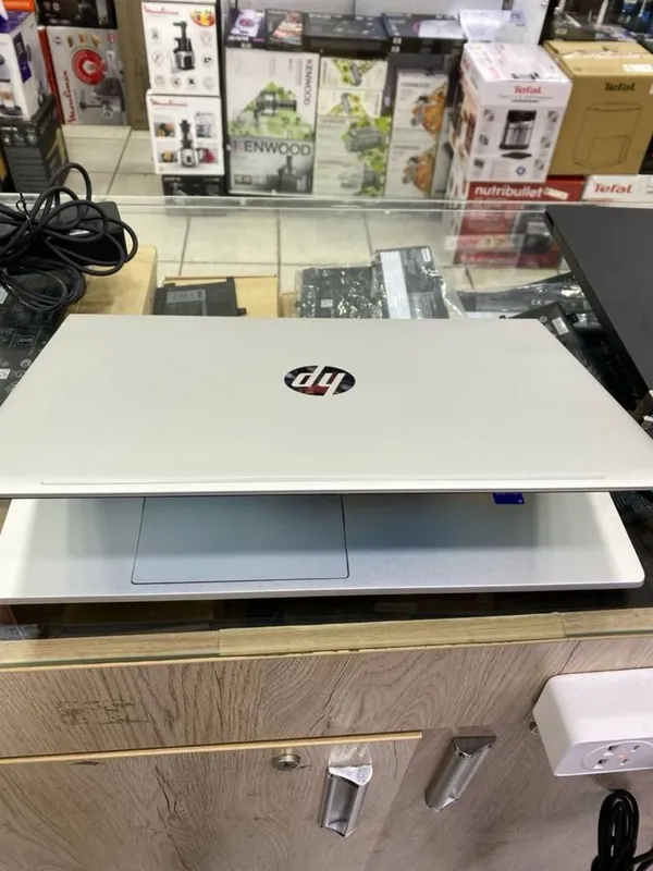 Ноутбоок арзон нархларда жудаям коп 379$ 1