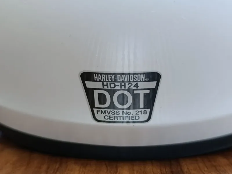 Мото шлем от легендарного бренда HARLEY DAVIDSON H 24 7 Мото шлем от легендарного бренда HARLEY DAVIDSON H 24 7
