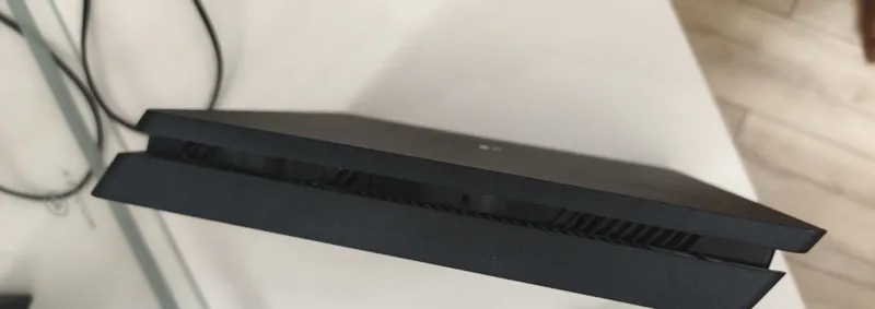 Playstation 4 koreada ishlab chiqarilgan 2 Playstation 4 koreada ishlab chiqarilgan 2