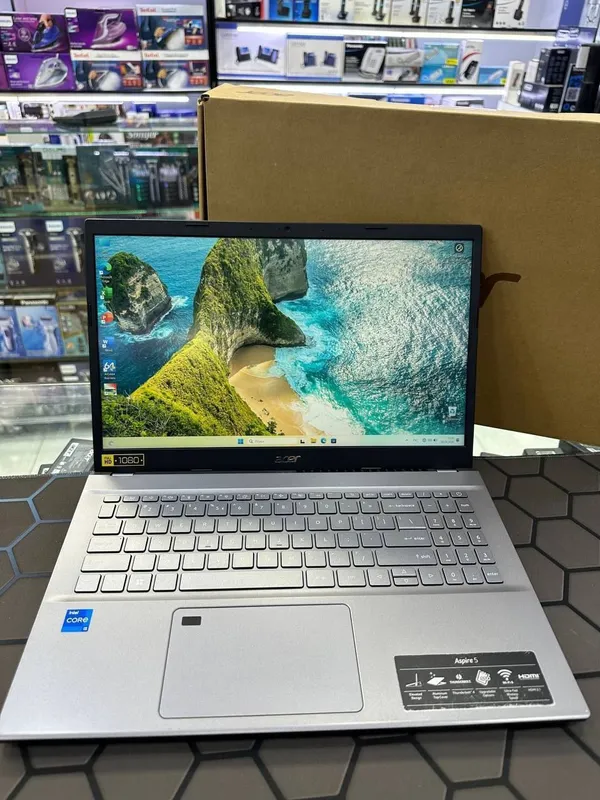 Ноутбук Acer Aspire 5 Core i5 12-поколение / SSD 512GB / IPS экран — М