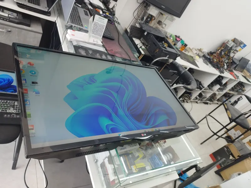 Телевизор lg 42ln540v смарт тв 2