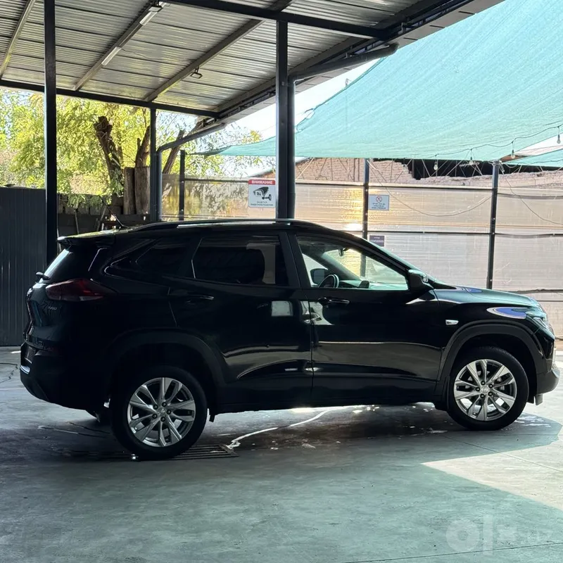 Tracker LTZ 2023 Qora Toza 6 Tracker LTZ 2023 Qora Toza 6
