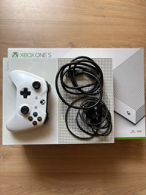 Xbox One S 1TB, с Коробкой! Состояние Идеальное 1 Xbox One S 1TB, с Коробкой! Состояние Идеальное 1