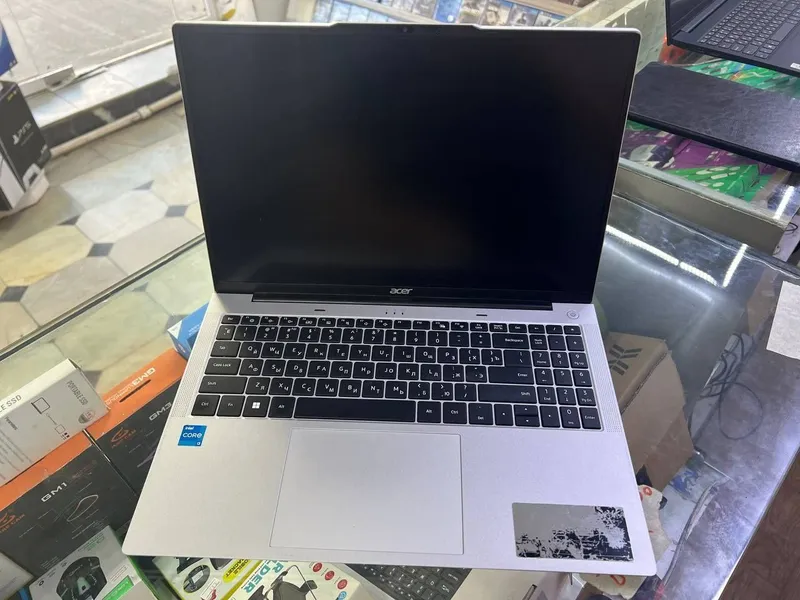 Acer core i3 1305U 1 Acer core i3 1305U 1