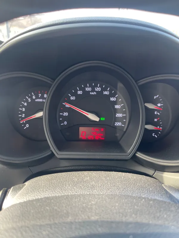 Продается Kia Rio Sedan 2014 пробег 140.000 — фото 3