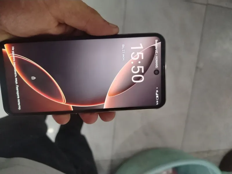nomi x16 xotira 128 hamma joyi radnoy kar dak bor