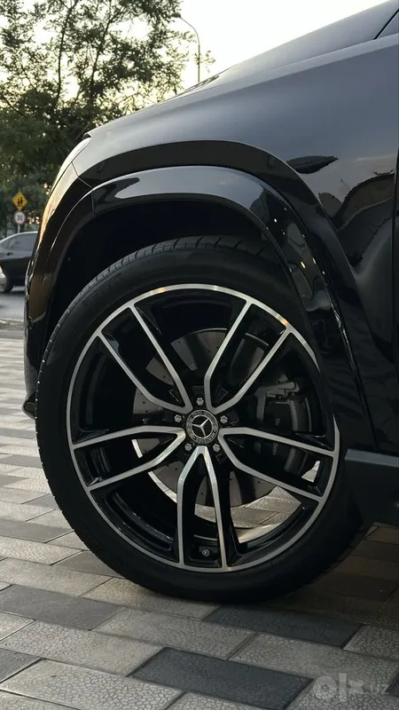 Mercedes Benz GLS 450 3 Mercedes Benz GLS 450 3