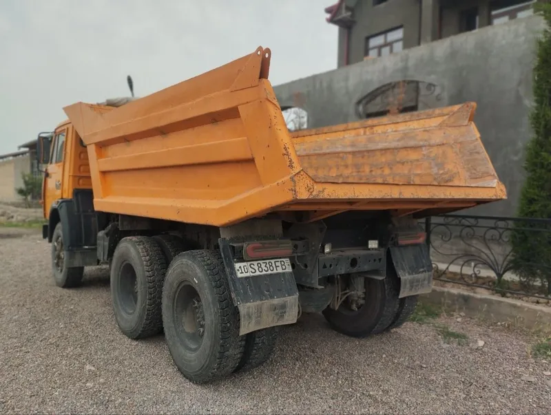 1990 yil toza kamaz narxi 15.000$ — фото 1