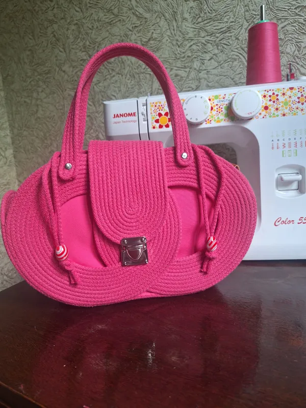 Hand Bags 2 Hand Bags 2