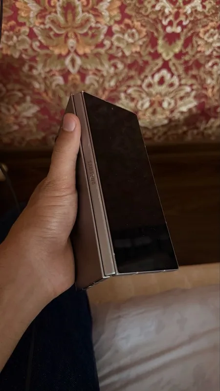 Samsung galaxy fold 6