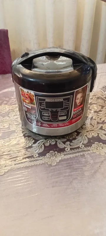 Продаётся мультиварка 1 Продаётся мультиварка 1