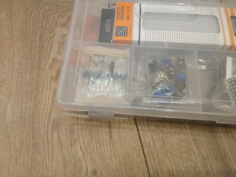 Arduino uno nabor + dt9205a multimetri bilan yaxshi holatda. — фото 3 Arduino uno nabor + dt9205a multimetri bilan yaxshi holatda. — фото 3