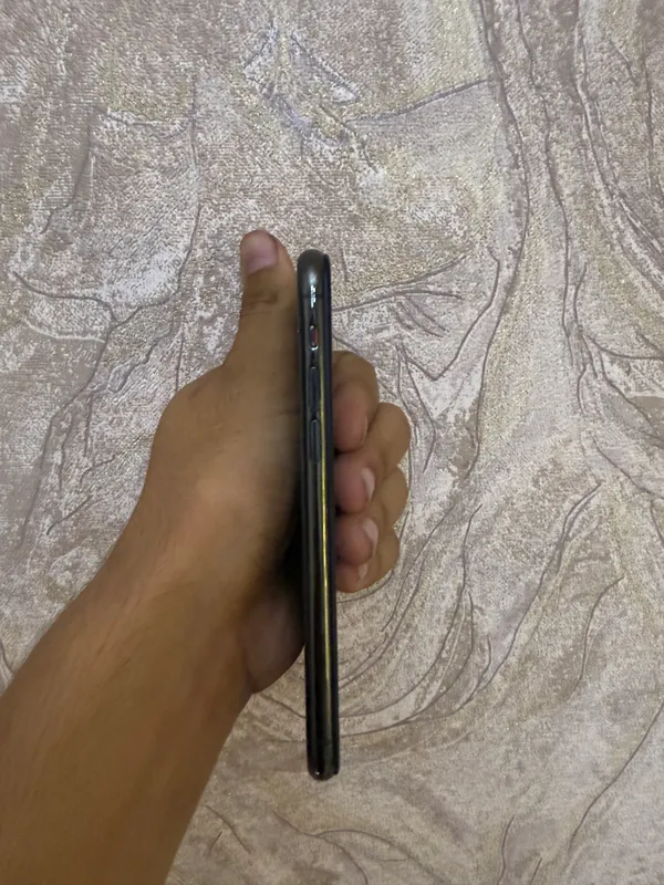 iphone 11 pro 4