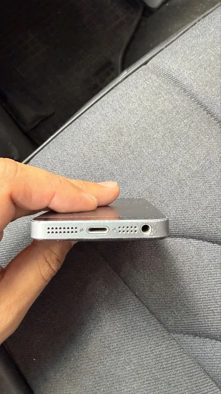 Срочно продаётся iPhone 5s space gray 5 Срочно продаётся iPhone 5s space gray 5