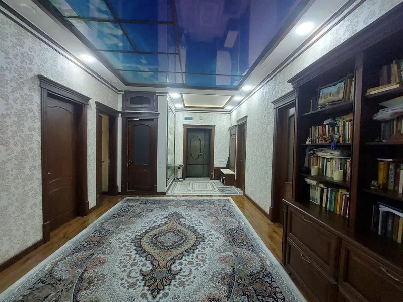 5-комнатная квартира, 185 м², Мирабад 10