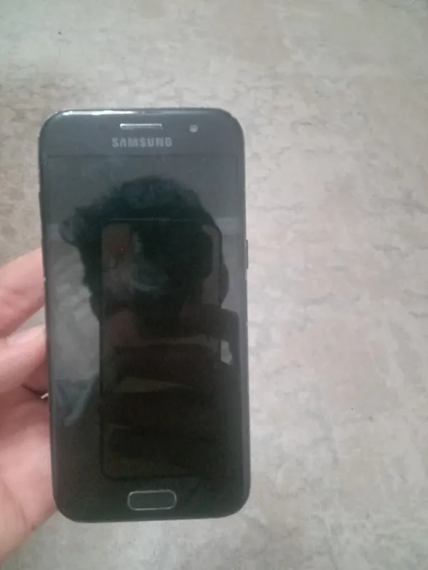 Samsung A3 (2017) sotiladi 1