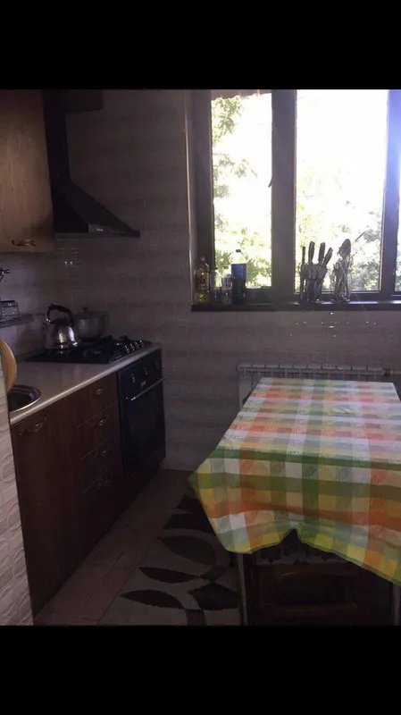Shota Rustaveli ko‘chasida 3/4/5 xonali kvartira sotiladi 2 Shota Rustaveli ko‘chasida 3/4/5 xonali kvartira sotiladi 2
