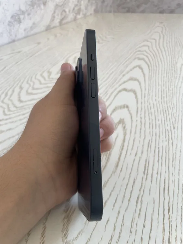 iPhone 14 Urgut 4