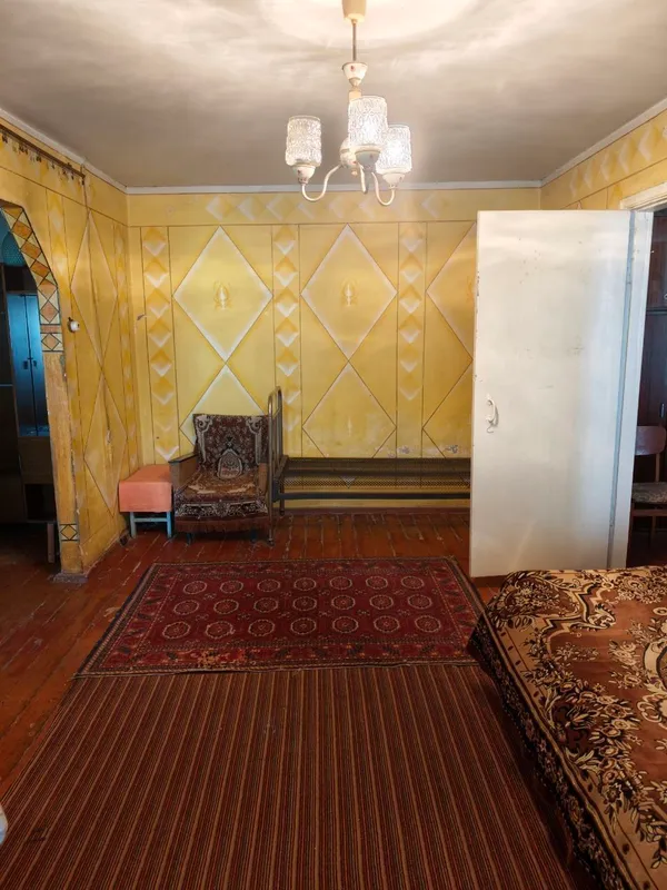Срочно продаю 2х комнатную Чиланзар 22 2