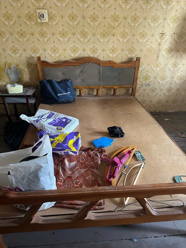 Продается деревянная кровать 2 Продается деревянная кровать 2