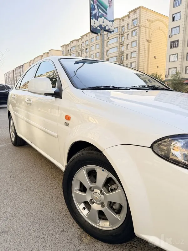 Jentira aftomat 3 pozitsiya luks 6 Jentira aftomat 3 pozitsiya luks 6