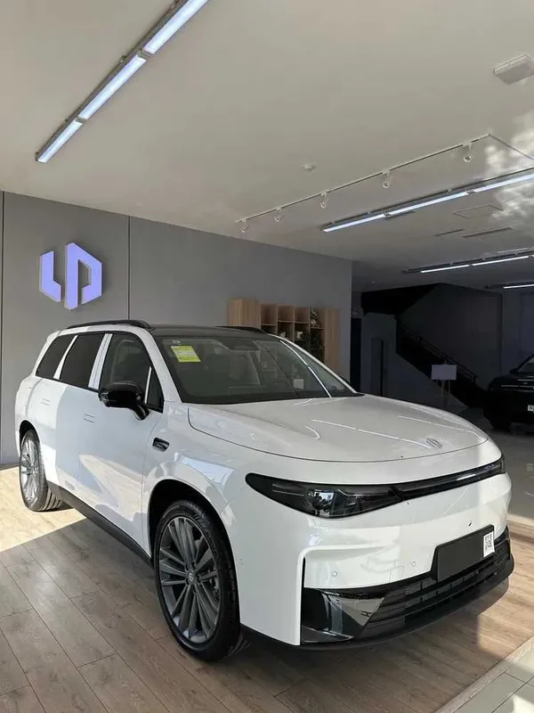 Leapmotor C16 630 ev lider boshlang'ich 30 % to'lov bilan 1 Leapmotor C16 630 ev lider boshlang'ich 30 % to'lov bilan 1