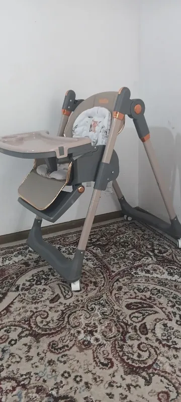 Детский стульчик для кормления Kidilo 2