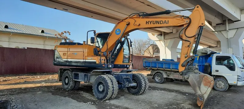Ekskavator xizmati. Maxsuz texnikalar, kotlovan.Услуги экскаватора, — фото 2