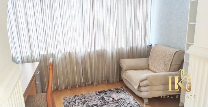 Yevrota’mirli, yangi mebel va texnika bilan to‘liq jihozlangan keng 3 xonali kvartira sotiladi 5