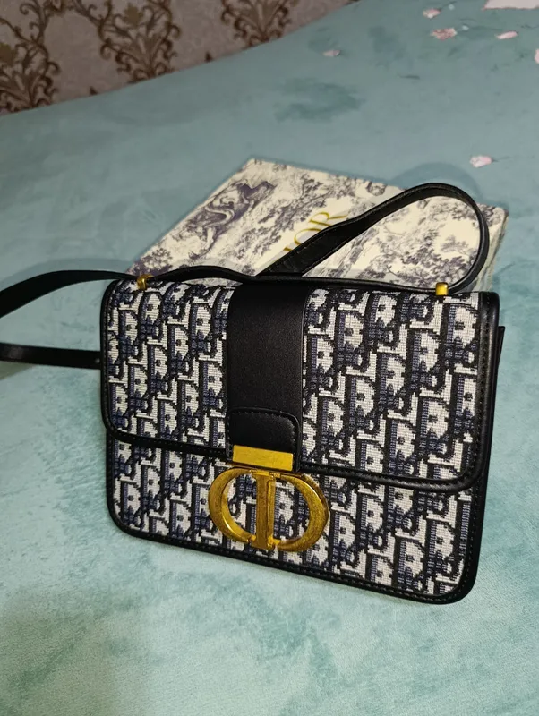Dior sumka