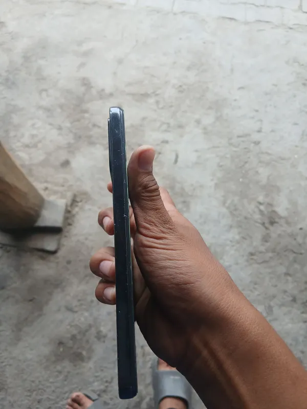 Poco x4pro 5Gsensor singan qoganjoyi yaxshi holata — фото 1