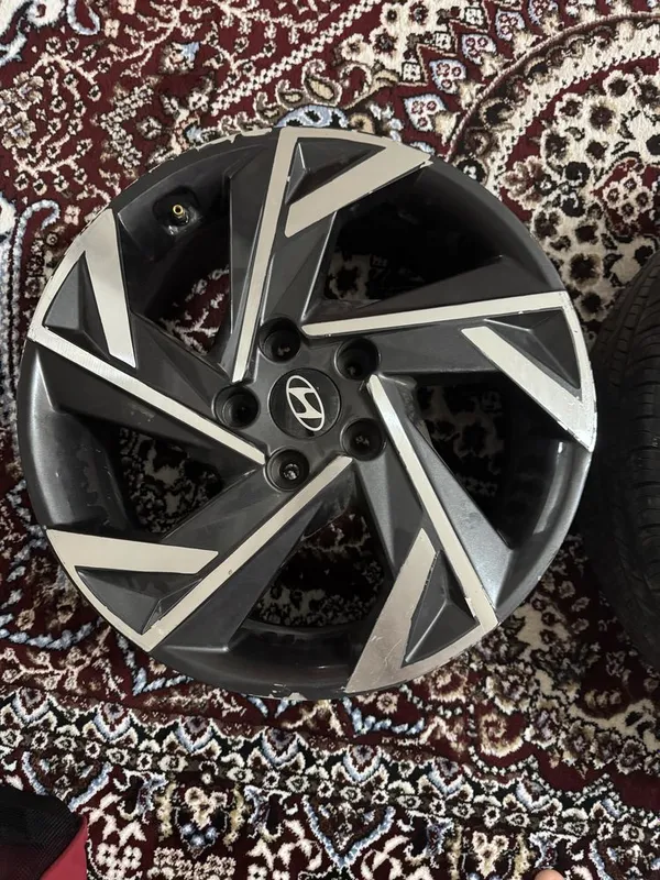 Hyundai radnoy saka 4 ta saka 3 ta balon bor donagayam beriladi 2 Hyundai radnoy saka 4 ta saka 3 ta balon bor donagayam beriladi 2