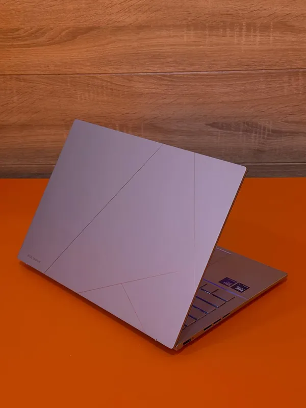 ASUS ZenBook 14 noutbuki 3