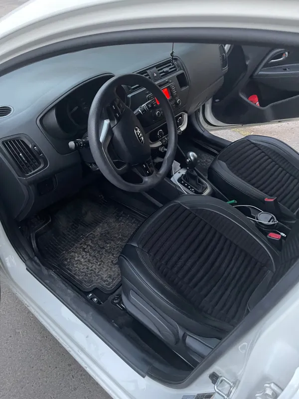 Продается Kia Rio Sedan 2014 пробег 140.000 — фото 2