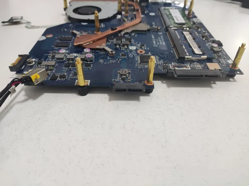 Материнская плата Acer E5 LA-B981P (она плата) 1