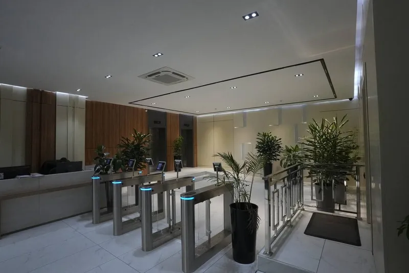 Офисы в Business Park: 1,8 га, зелёный двор и развитая инфраструктура — фото 3 Офисы в Business Park: 1,8 га, зелёный двор и развитая инфраструктура — фото 3